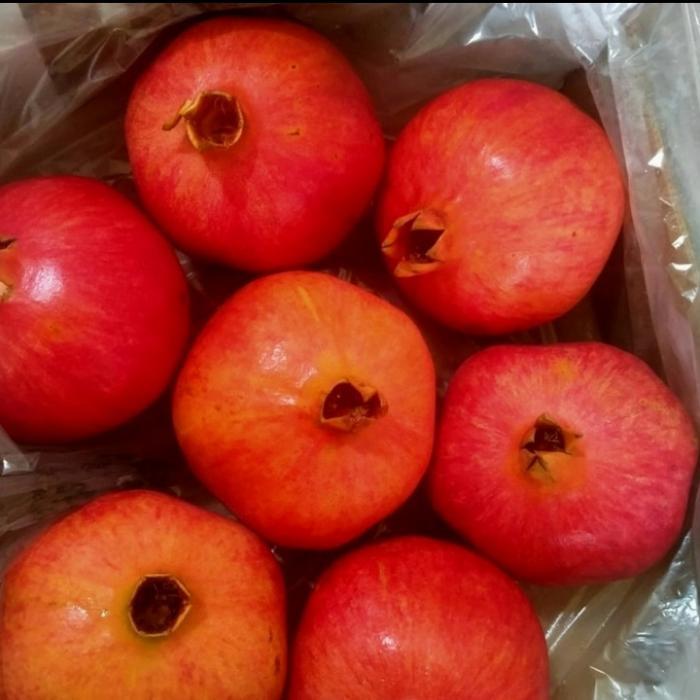 Buah Delima Merah/Delima Peru 1 pcs