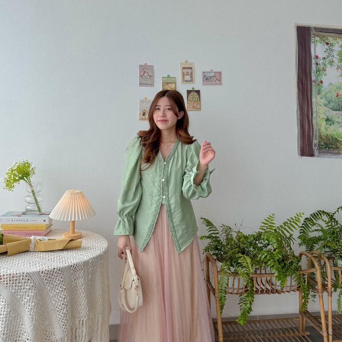 eyys- Ezra Kebaya Embroidered Blouse Wanita