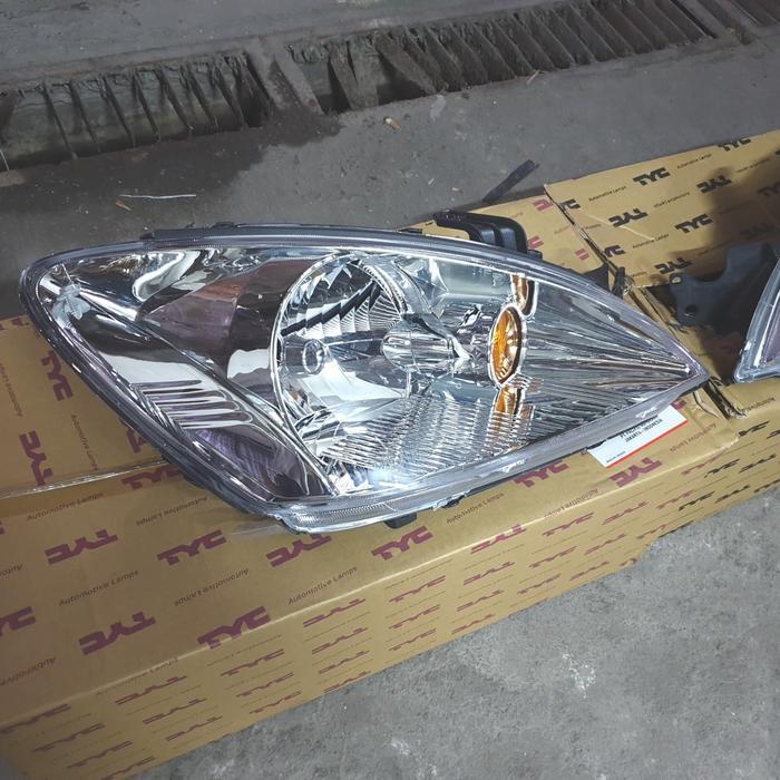 Headlamp Lampu Depan Mitsubishi Lancer Cedia
