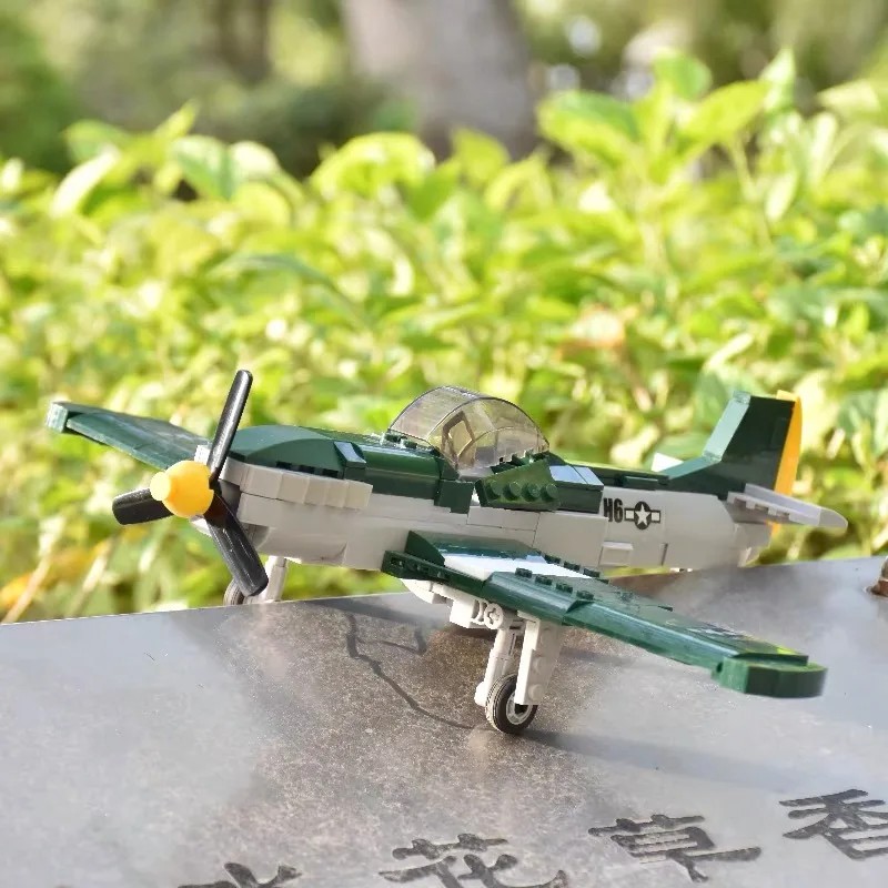 SLuban MOC WW2 Series Normandy Landing P-51 Mustang Fighte Building Blocks Higgins Landing Craft