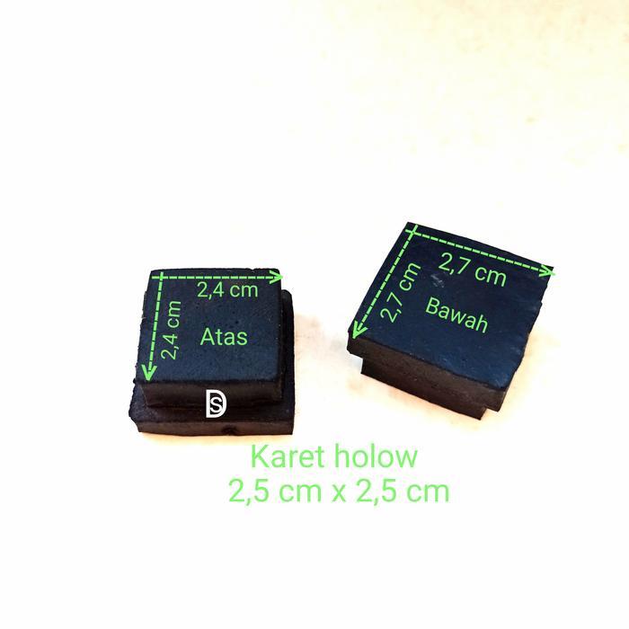 Karet kaki holo 2,5x2,5 cm.