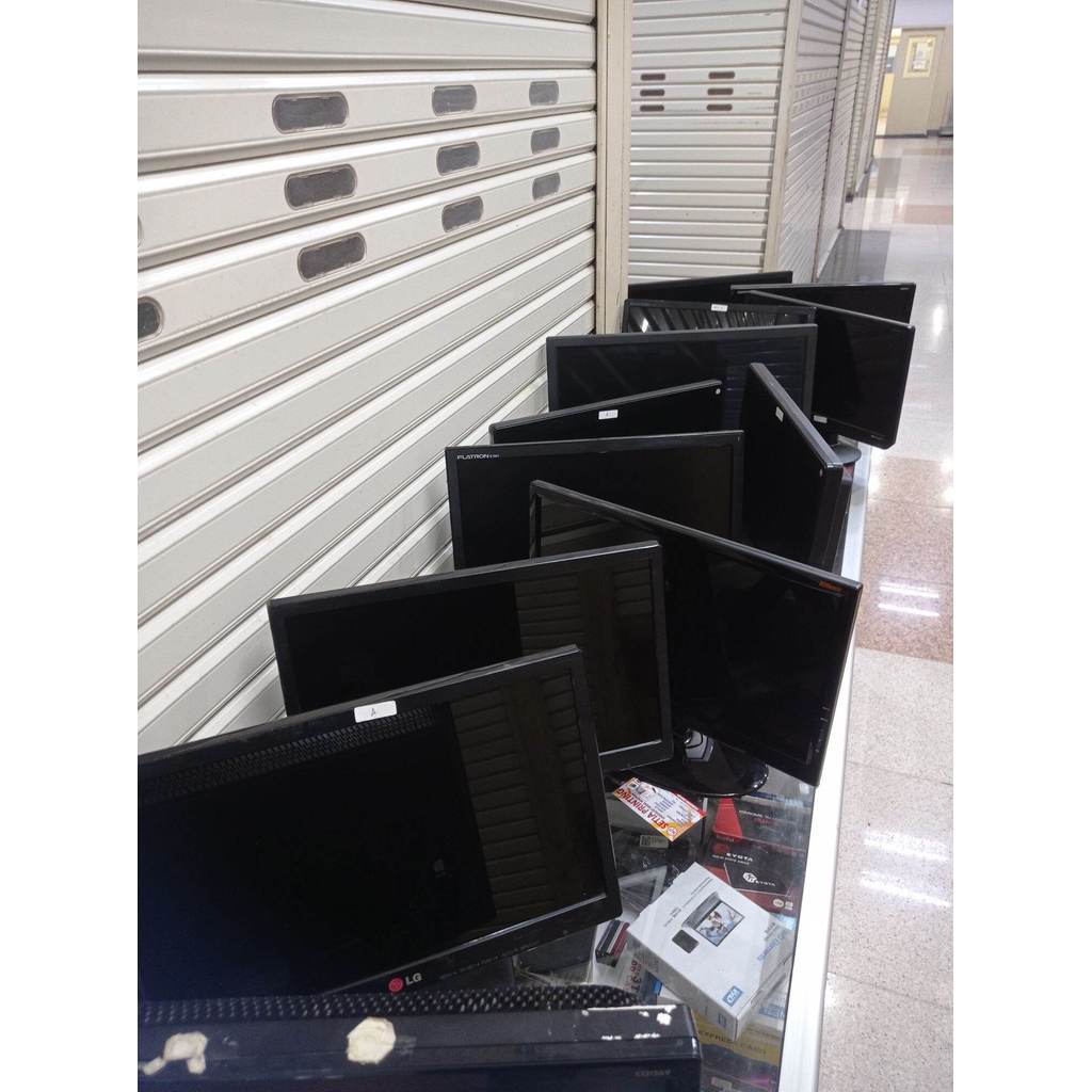 LCD MONITOR 16 INCH WIDE NORMAL