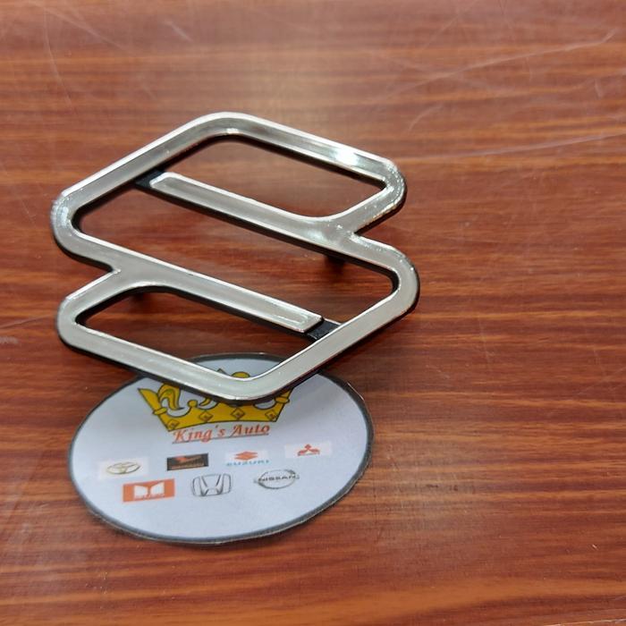 Emblem S (Grill) Vitara - Escudo - Sidekick 1992-2001