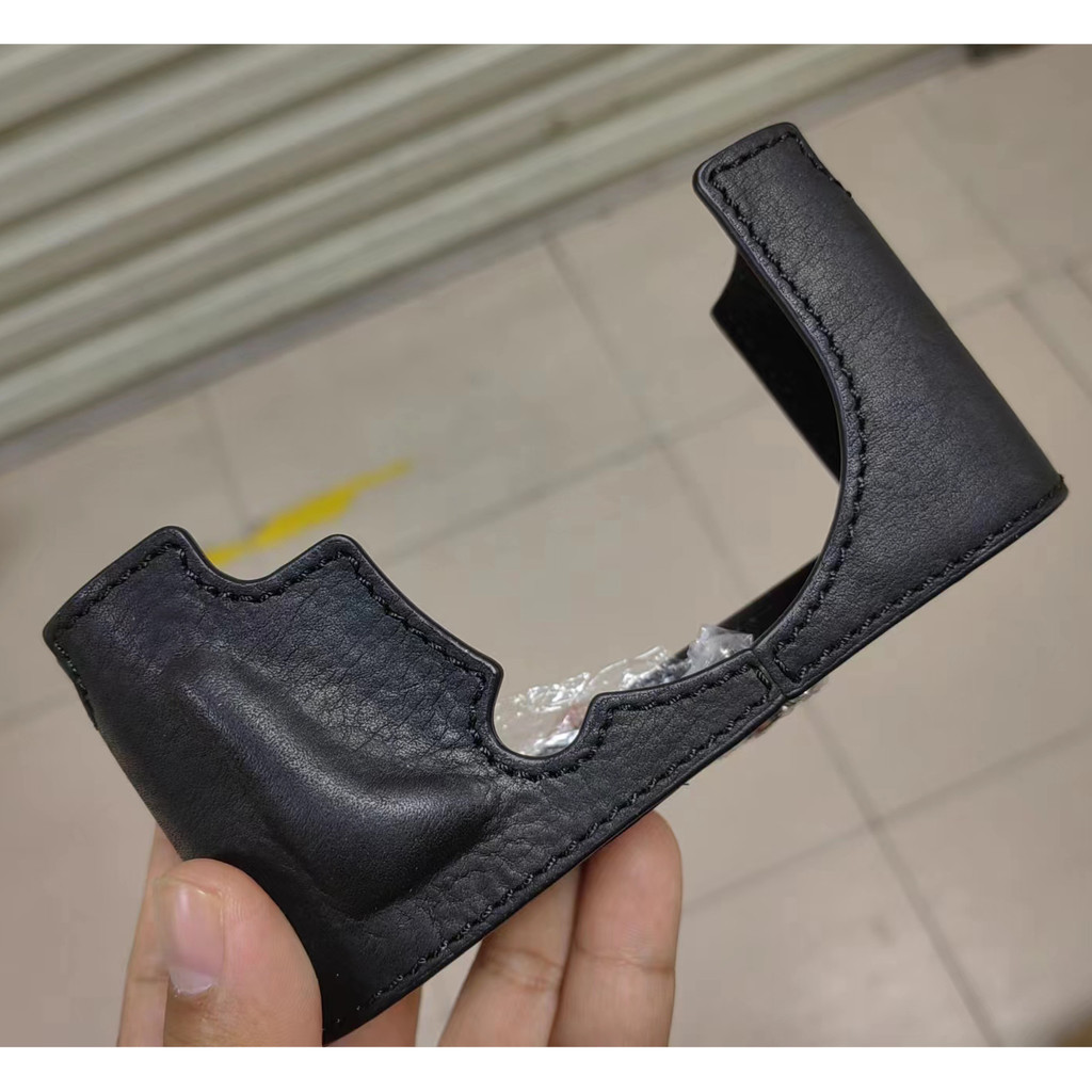 Genuine Leather Camera Case Bag Handmade Half Body Bottom Cover For Leica CL