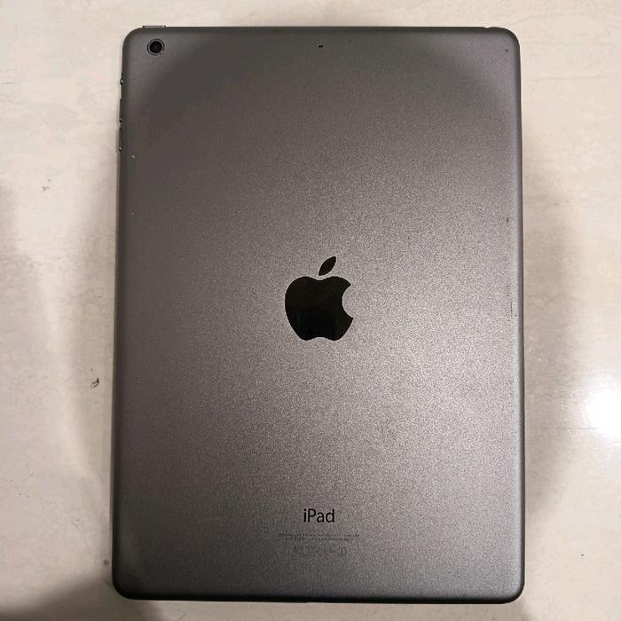 Apple IPAD AIR 1 16GB Wifi Only Mulus Normal Kondisi Terbaik