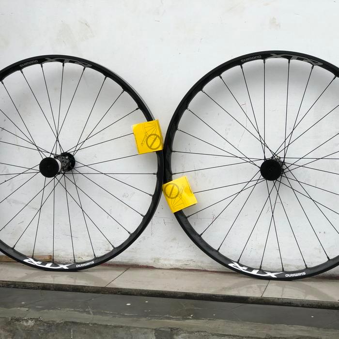 Wheelset 27.5 Shimano Xtr Carbon M9020 Hitam Thru Axle Ta Centerlock