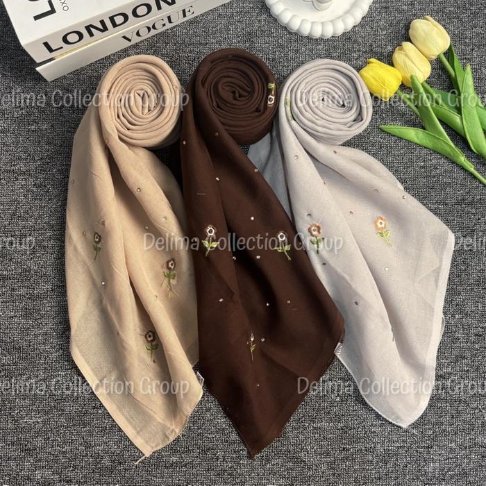 Hijab Segi Empat Paris Bordir Bunga Payet mewah / segi empat paris bordir bunga payet