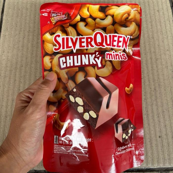 Agen distributor makanan ringan snack cemilan cokelat silverqueen chunky minis signature milk