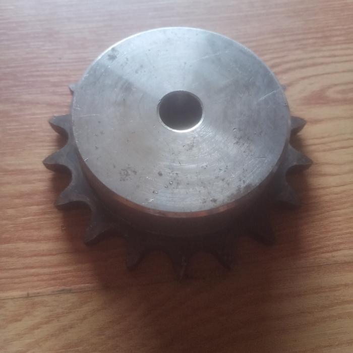 SPROKET GIR RS 50Z18 SPROCKET RS 50 T18