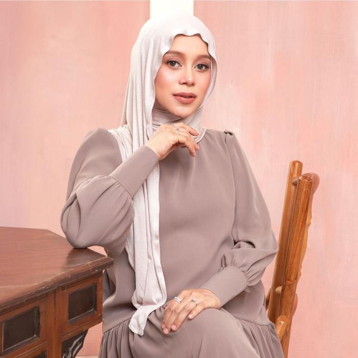Lozy Hijab - Kejora Oval Inner Shawl Lozy X Lesti Kejora (Pashmina Mleyot Inner Bahan Viscose Rayon)