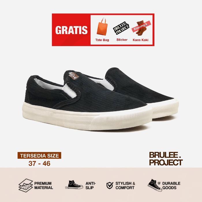 BRULEE.PROJECT SLIP ON CORDUROY- BLACK WHITE