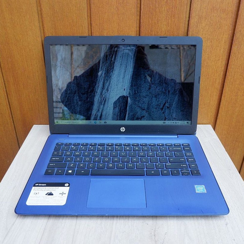 Laptop HP Stream 14-cb161wm Intel Celeron N4000 Ram 4Gb Emmc 32Gb Laptop Pilihan JVS Second Berkuali