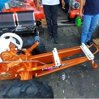 Rangka Traktor Bajak Sawah untuk Pertanian - Alat Pertanian