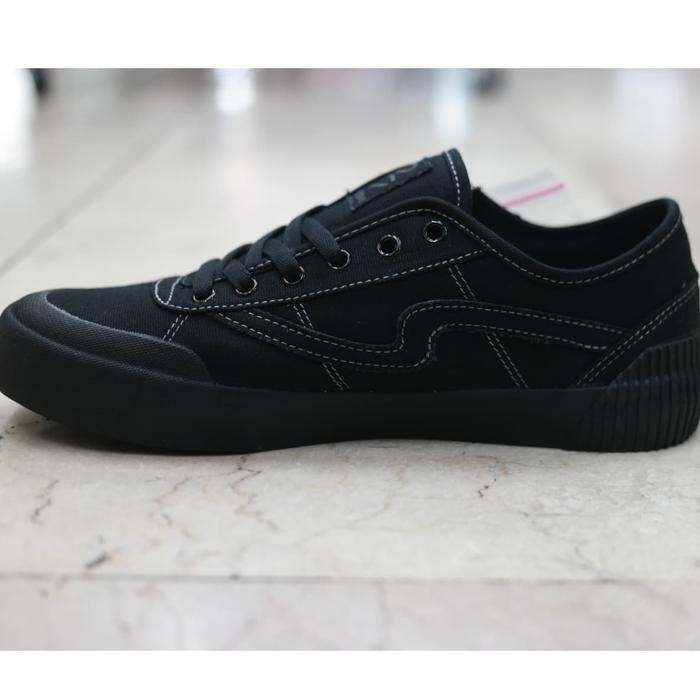 Patrobas equip low all black