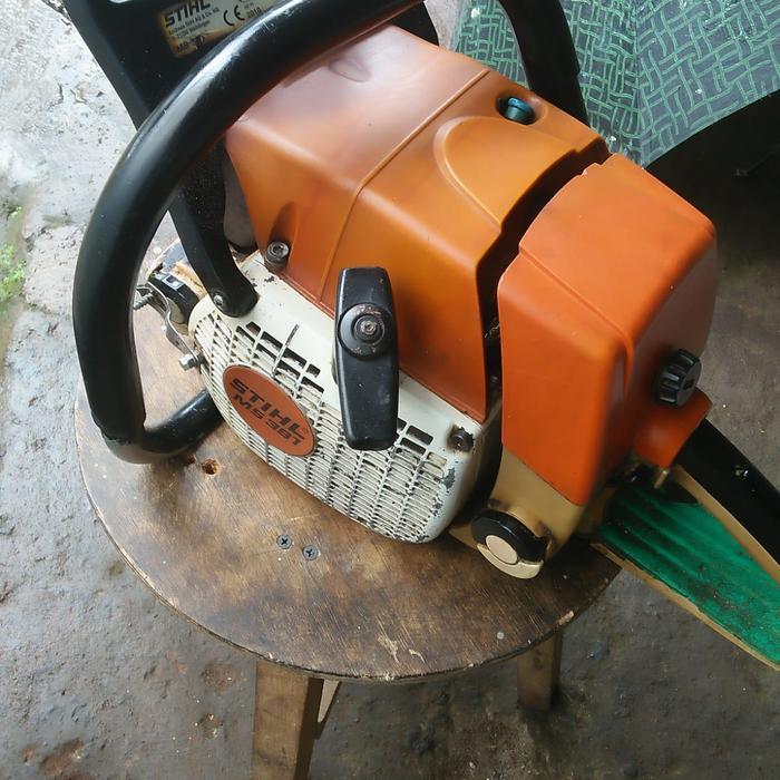 Chainsaw Stihl