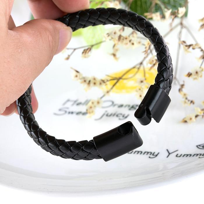 READY Hitam Gelang Kulit Tenun Pria Gelang Pria Keren Gelang Kulit Stainless Perhiasan Gelang