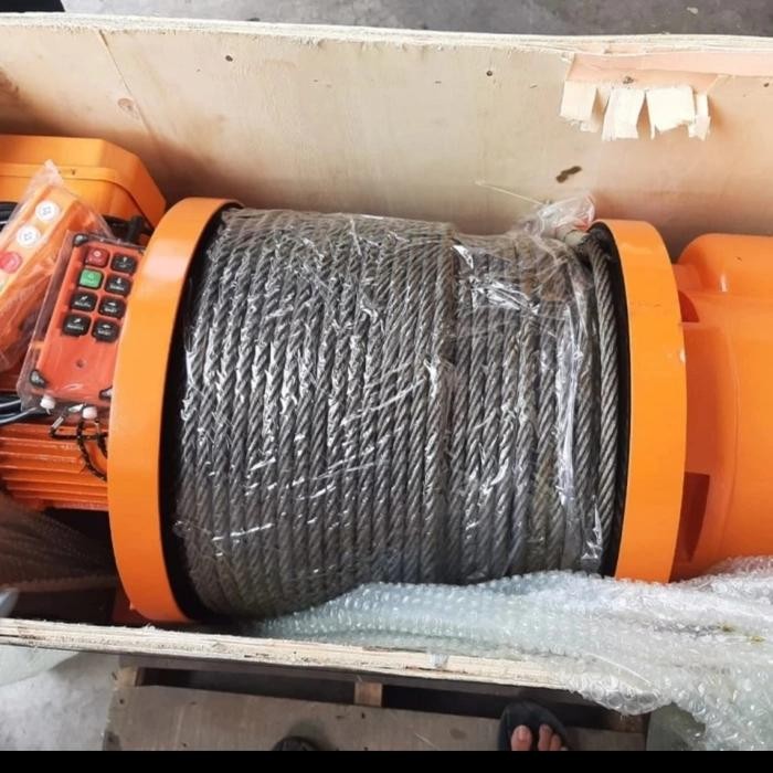 Electric winch 2 ton x 200 meter HONKO JAPAN