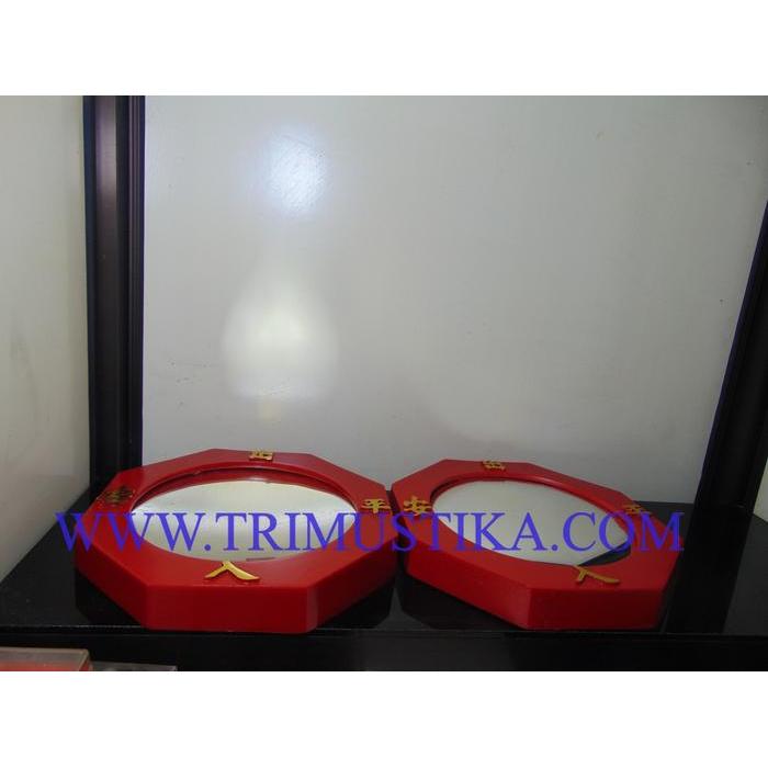 Do- kaca / cermin cekung / cembung variasi tulisan besar