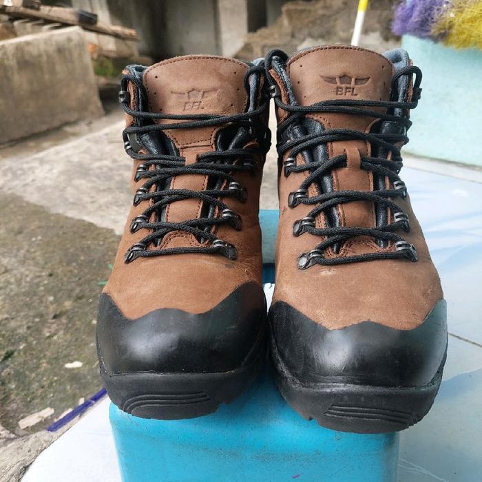 BFL outdry sepatu outdoor buntage hiking gunung