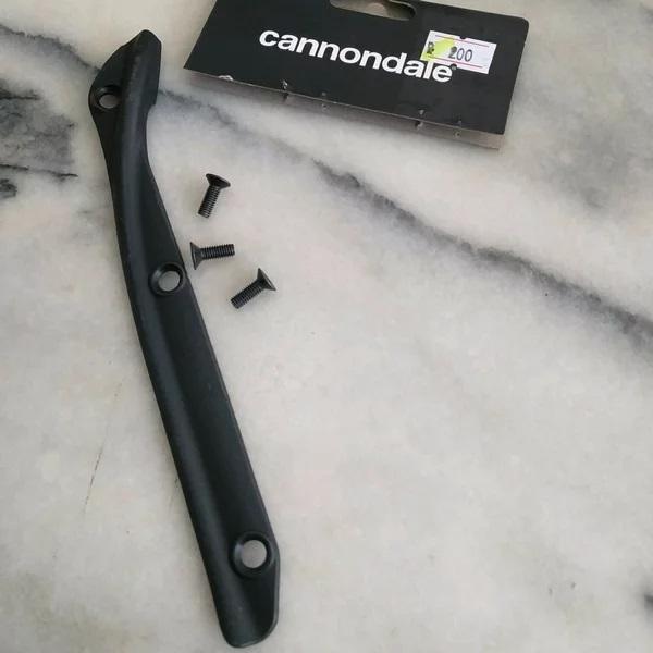 Pedalmaniaa- Cannondale - Sparepart Disc Fork Cable Guide Caad12 (Kp428)