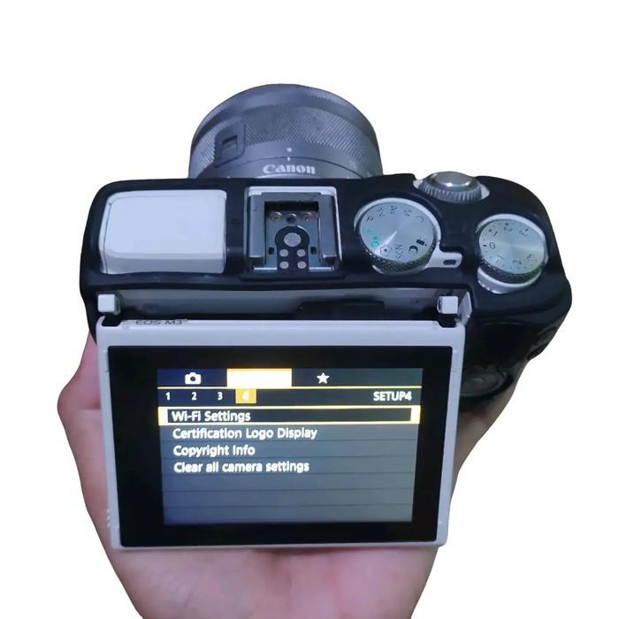 Kamera Mirrorless Canon M3