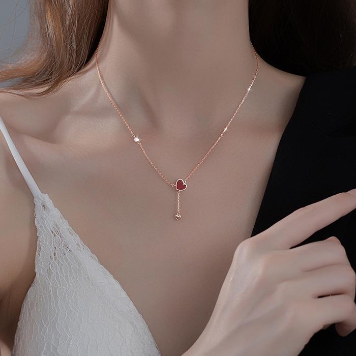 Dilapisi Emas 18 Karat Dilapisi Emas 18 Karat Kalung Wanita Dengan Liontin Love Simple Elegan Model