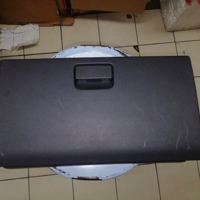 Tutup Laci Mitsubishi Colt T120Ss -- Dls116