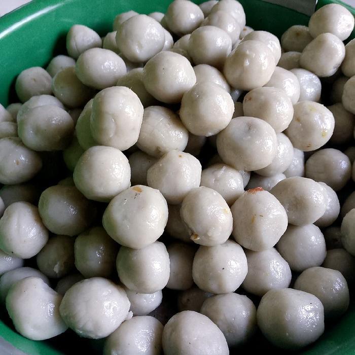 cilok/baso aci mentah isi 100 butir,baso aci/bakso aci,bisa buat campuran mie,seblak,dll.