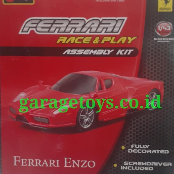 BBURAGO 1:43 DIECAST FERRARI ENZO MODEL KIT