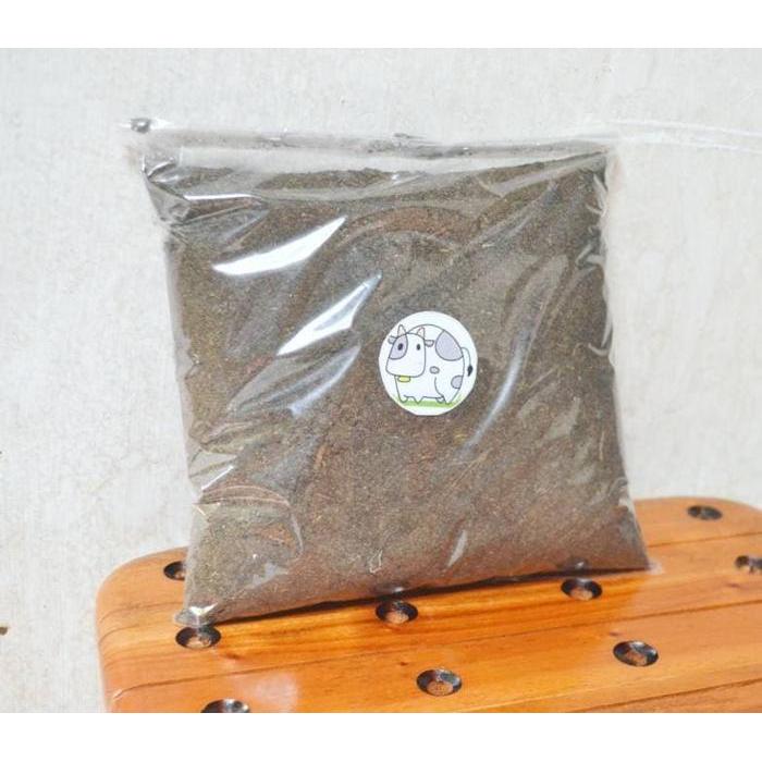 Pupuk Kandang Organik (kotoran kambing)