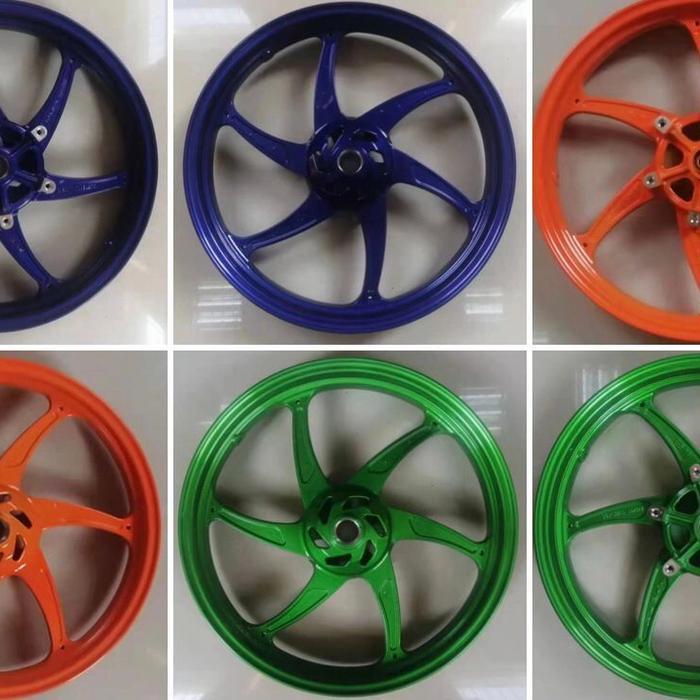 PELEK RECING MEREK VND SIX STAR NINJA RR UK 215/300 RING 17 BIRU