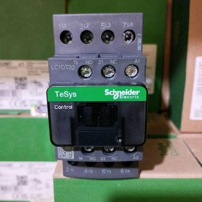 KONTAKTOR SCHNEIDER 4P 4NO 32A LC1DT32B7 24V LC1DT32D7 42V LC1DT32E7 48V LC1DT32F7 110V LC1DT32Q7