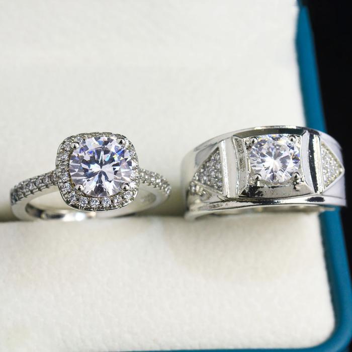 nq0q- Chicco Jewelry Cincin Paket Couple Ring Dilengkapi Dengan Kotak Hadiah Yang Indah