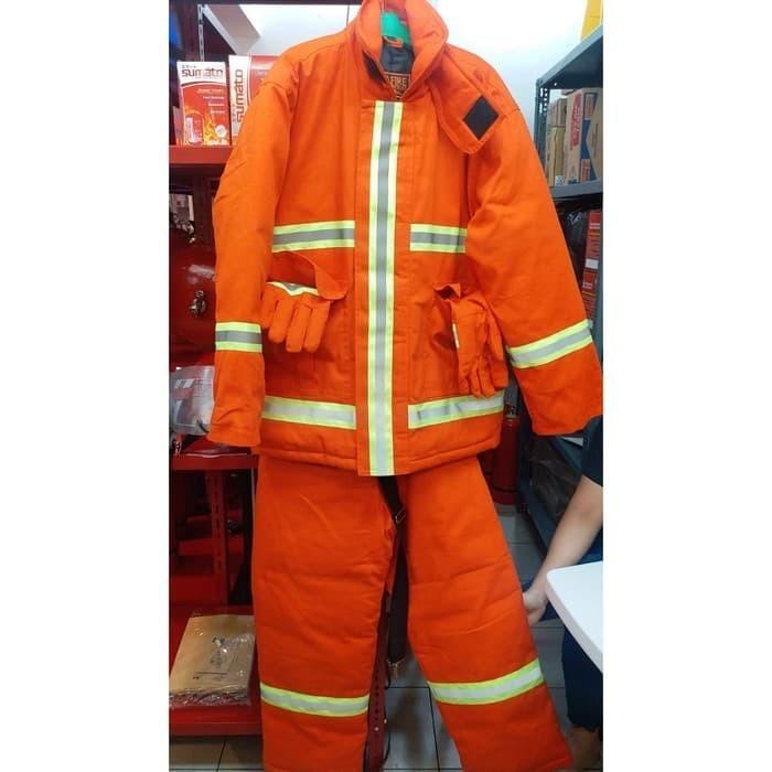PEMADAM KEBAKARAN SAFETY BAJU PEMADAM KEBAKARAN SAFETY ANTI API SETELAN BAJU. CELANA. GLOVE SAFETY A