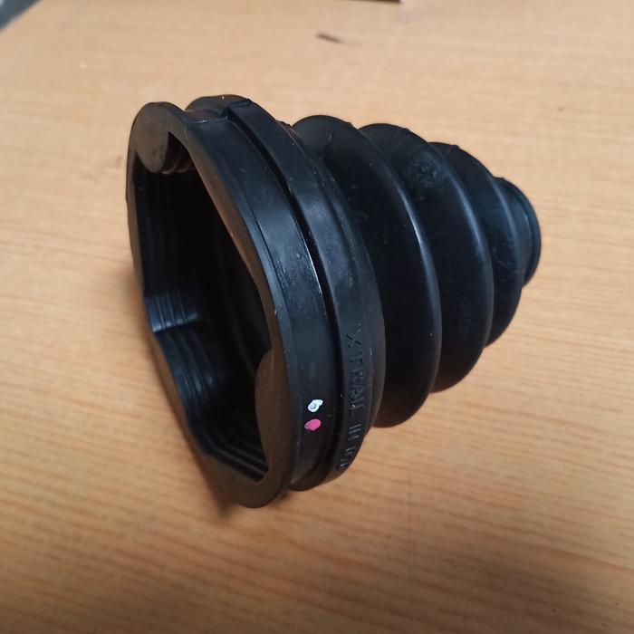 Boot As Roda Bagian Dalam Nissan Xtrail Part