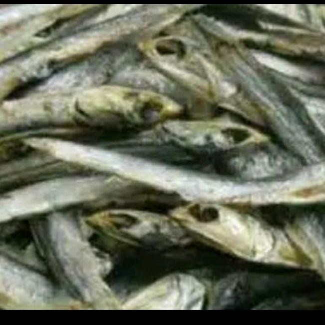 

MYEOLCHI (DRIED ANCHOVIES) 100GR COCOK UNTUK KALDU - IKAN TERI IMPOR