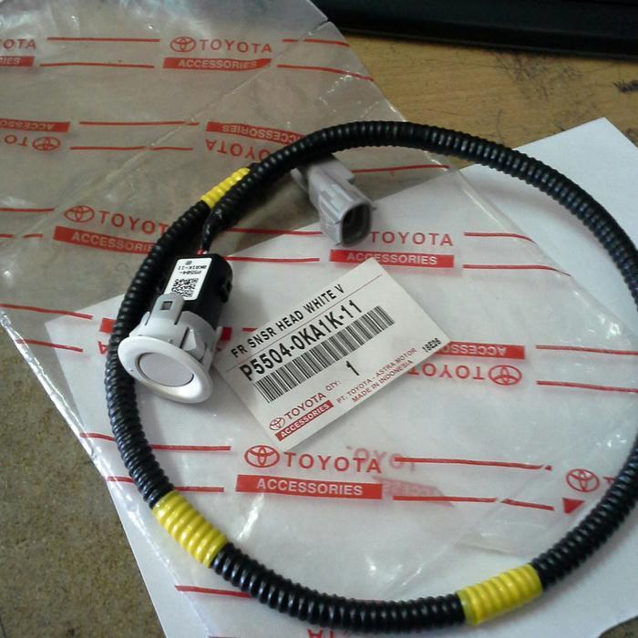 Sensor Parkir Bagian Depan Innova Reborn Tipe V Original