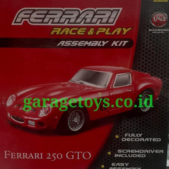 BBURAGO 1:43 DIECAST FERRARI 250 GTO MODEL KIT
