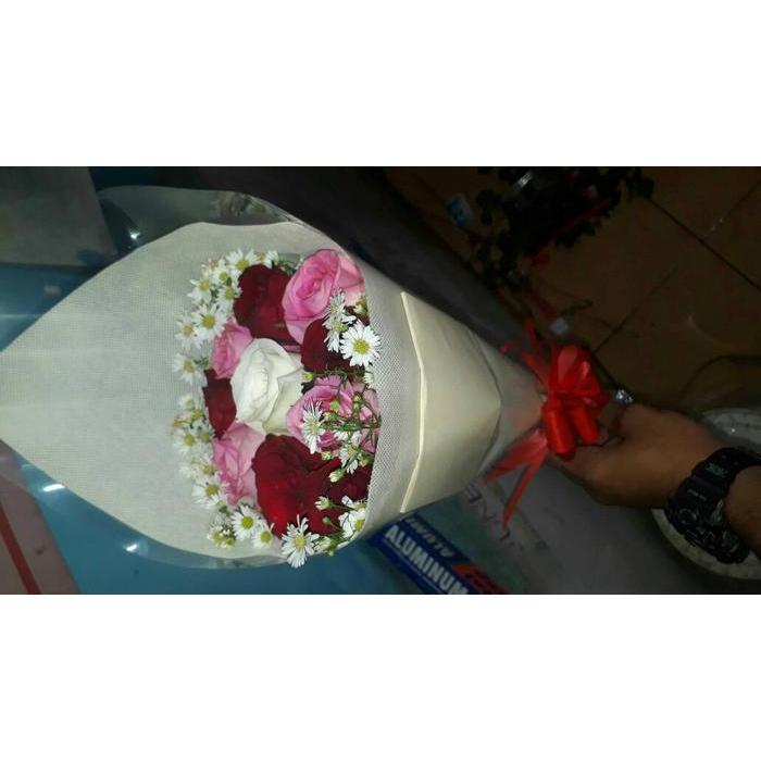 hand bouqet bunga tangan bunga wisuda