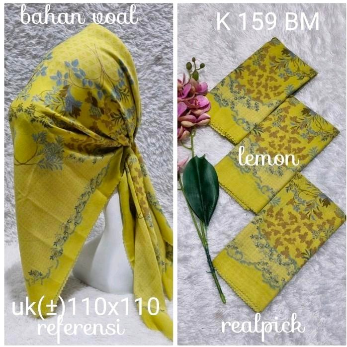 tvkj- Hijab Segi Empat Voal Motif Bunga Kuning Lemon Kombi Denim