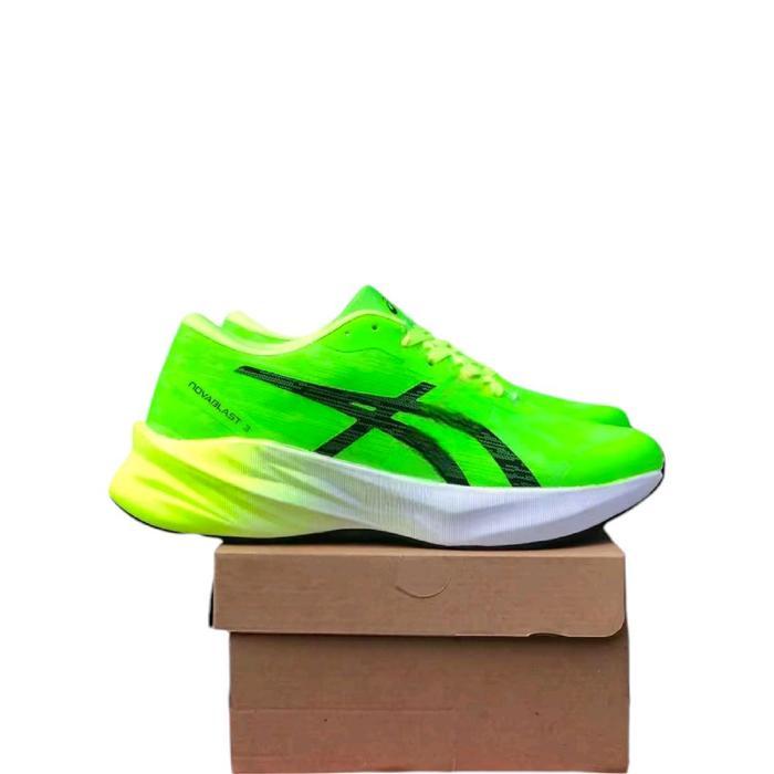 Sepatu Running Nov4Bl4St 3 Pria Sepatu Olahraga Lari Pria Sepatu Lari Nova Blast3 Pria Sepatu