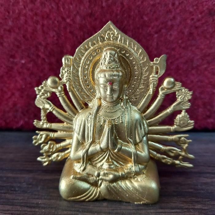 patung dewi ceinsou kwan im kuningan