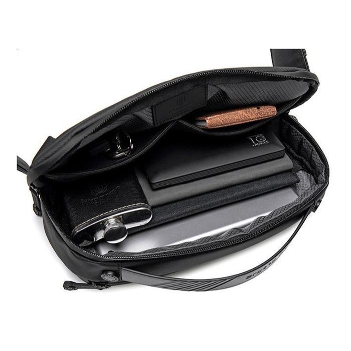 ARCTIC HUNTER Tas Selempang Pria Sling Bag Pria USB ARCTIC HUNTER 100% - INSECTS Videnchy