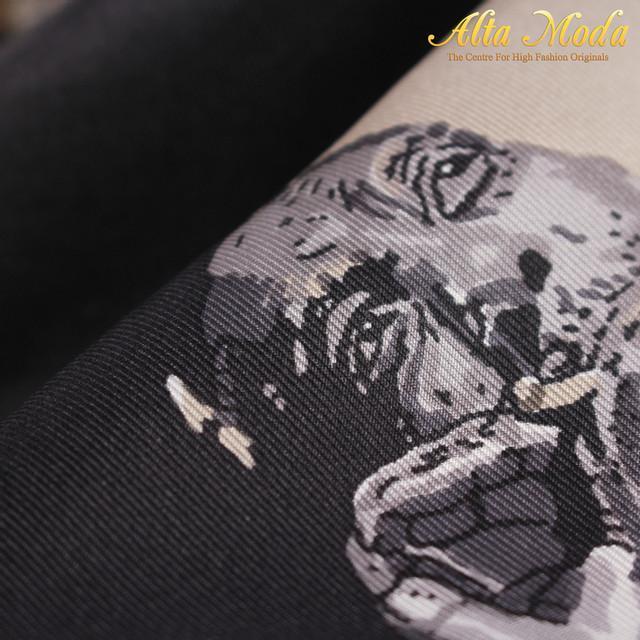 PRODUK TERBATAS Silk Hitam Motif Komik (1PANEL) (Alta Moda)
