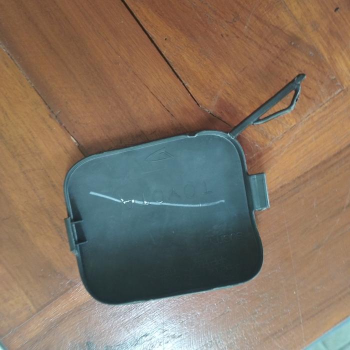 52127-Bz340 Tutup Bumper Avanza