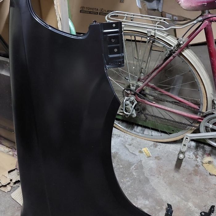 Fender Kiri Kanan Toyota Kijang Kapsul 2000-2002 Original
