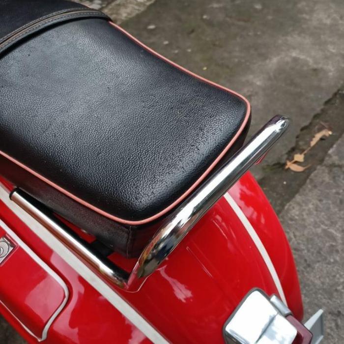 Behel Jok Pegangan Jok Vespa Super Sprint Px Exclusive Pxe Excel