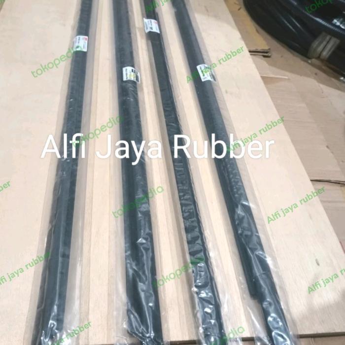 Pelipit Kaca Luar Panther Lama / Panther Kotak