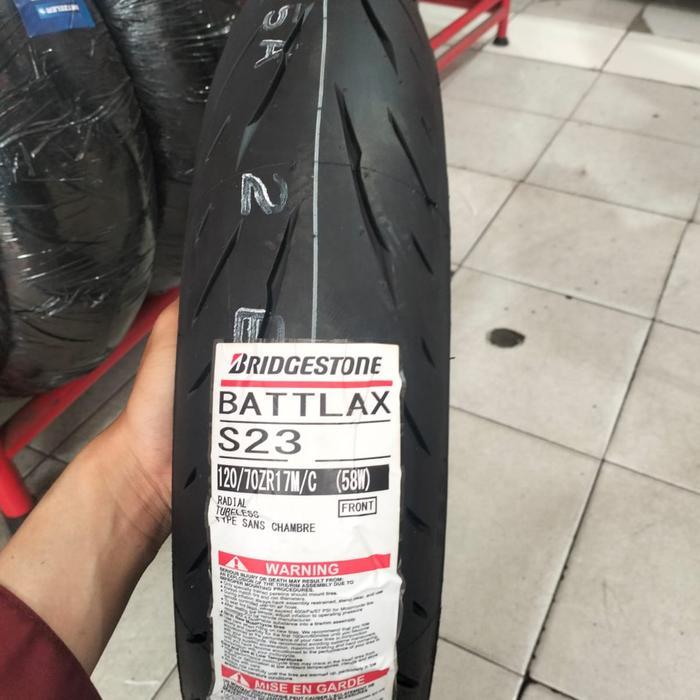 BAN LUAR BATTLAX S21 UKURAN 120/70-17 BATTLAX TUBELESS