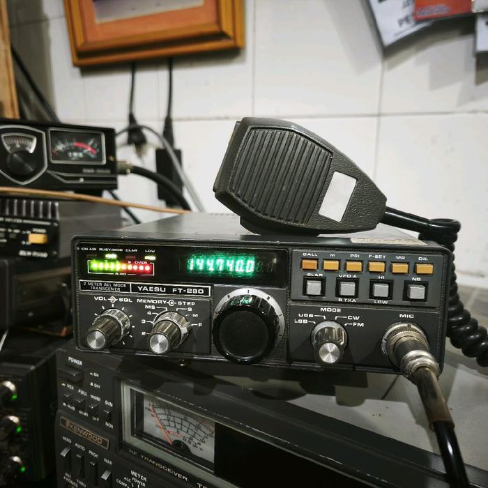 Yaesu FT-280 Radio Rig vintage jadul VHF 2 meter All Model Transceiver, FM, LSB. USB. CW, power outp
